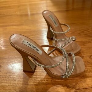 Steve Madden nude sparkly heels size 6